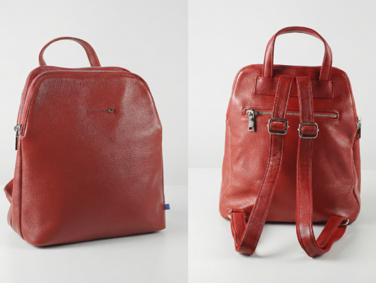 حقيبة ظهر حمراء مطورة